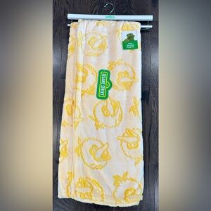 Sesame Street Cream and Yellow Blanket